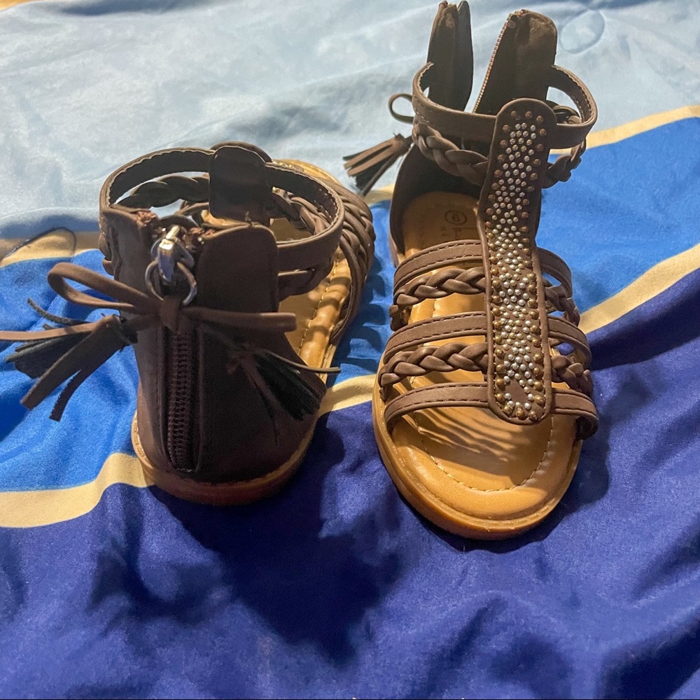 Girl’s boho rhinestone wrap up sandals size 9 Nicole Miller